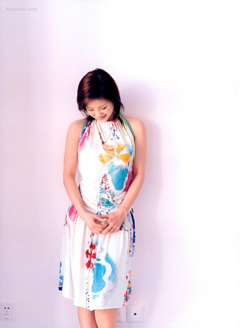靓丽女生