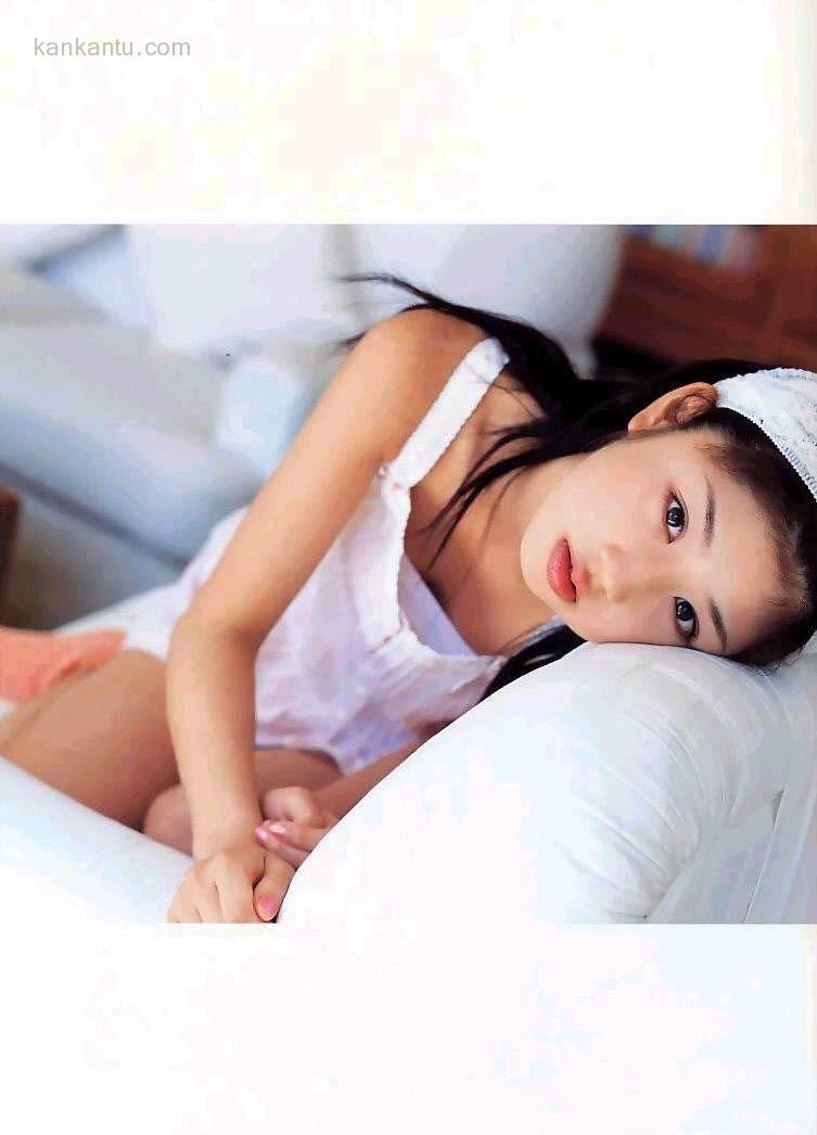 小仓优子性感写真