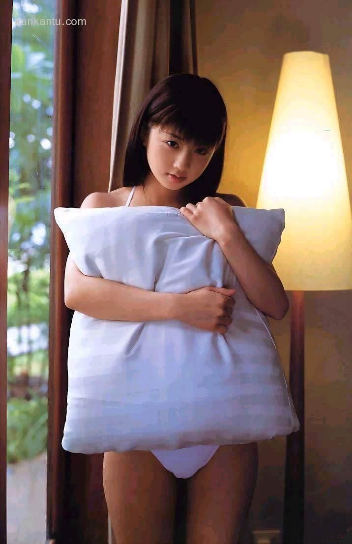 小仓优子性感写真