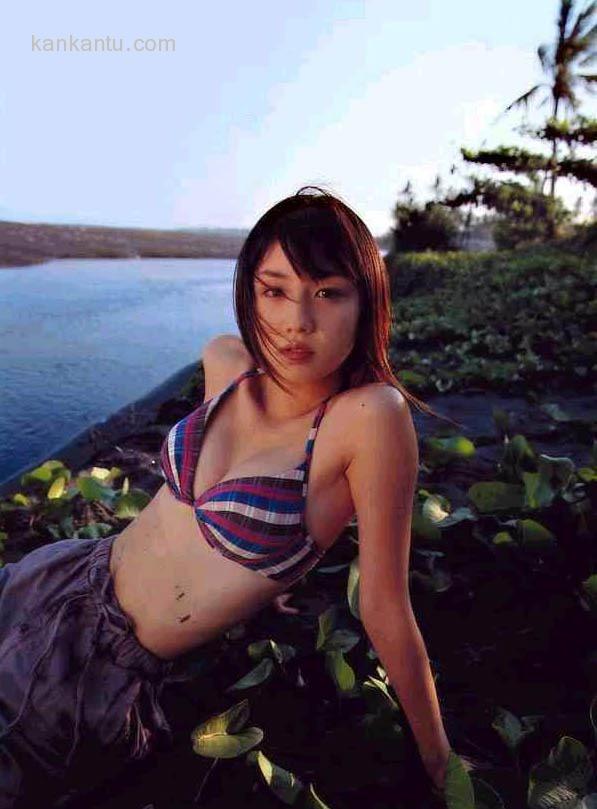 小仓优子性感写真