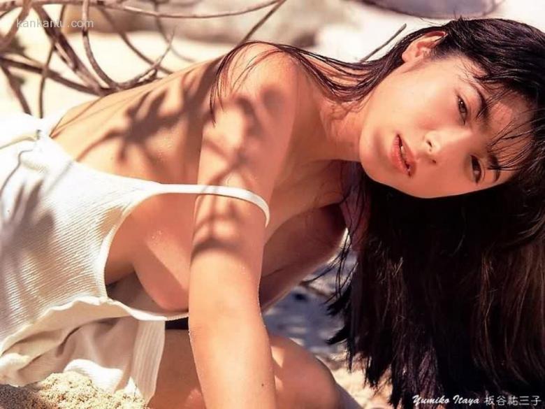 板谷佑三子性感壁纸