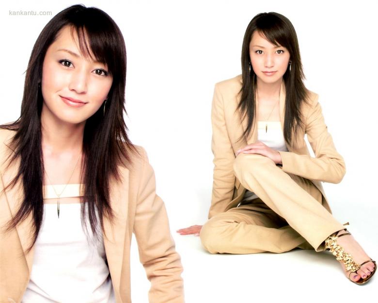 矢田亚希子 Akiko Yada