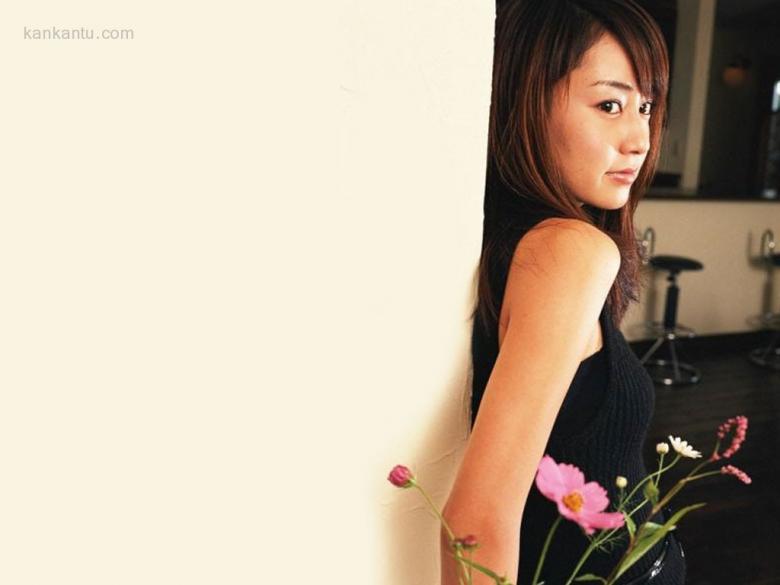 矢田亚希子 Akiko Yada