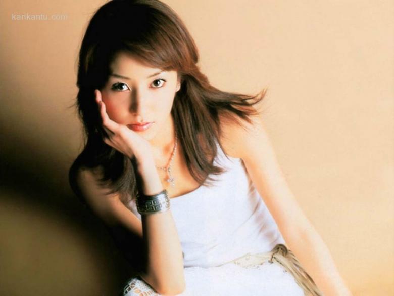 矢田亚希子 Akiko Yada