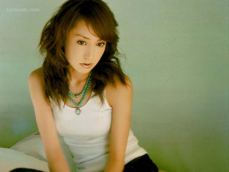 矢田亚希子 Akiko Yada