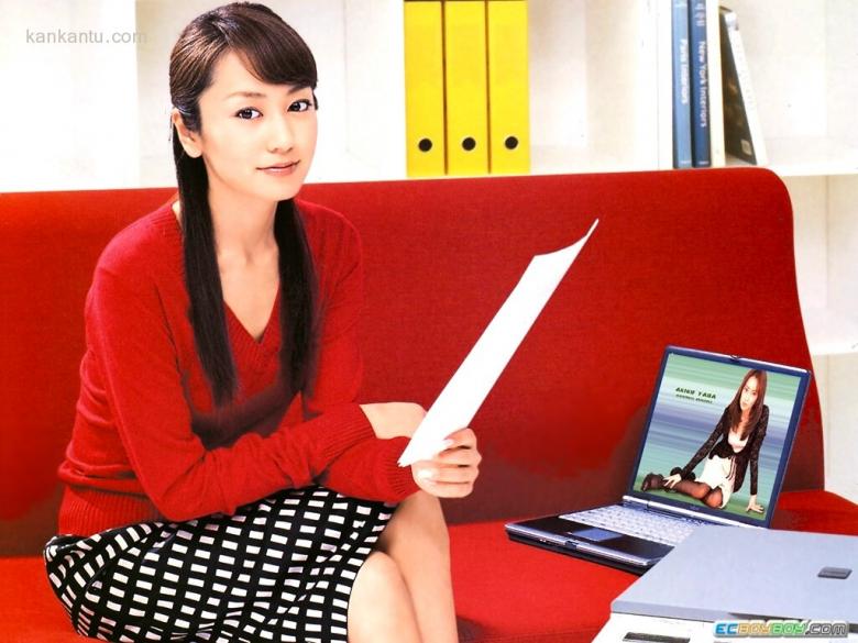 矢田亚希子 Akiko Yada