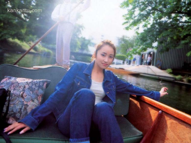 矢田亚希子 Akiko Yada