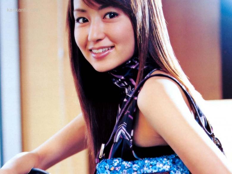 矢田亚希子 Akiko Yada