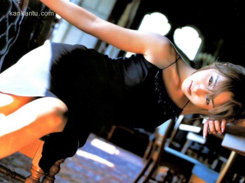 矢田亚希子 Akiko Yada