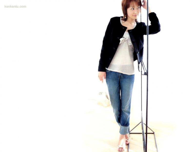 矢田亚希子 Akiko Yada