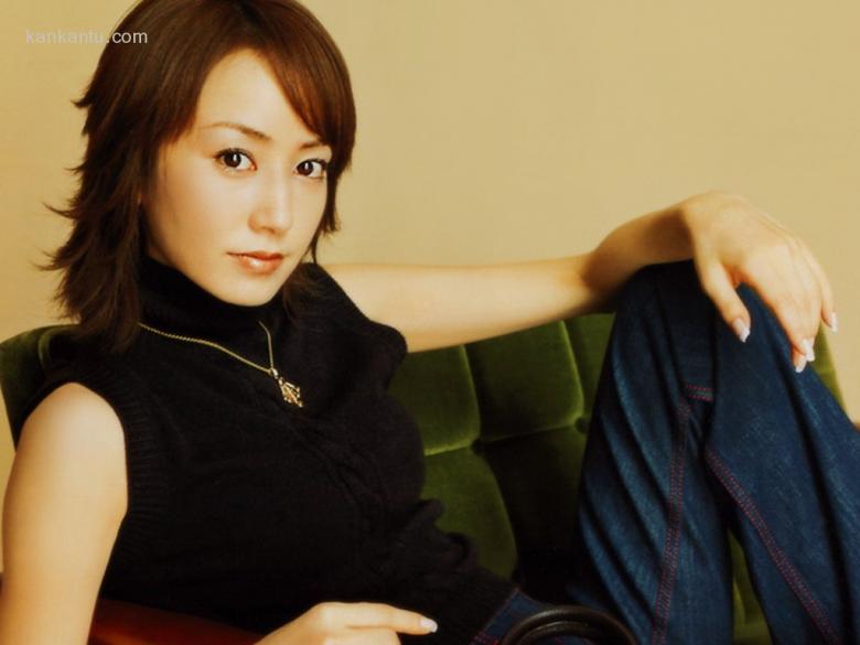 矢田亚希子 Akiko Yada