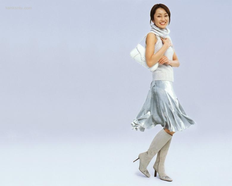 矢田亚希子 Akiko Yada