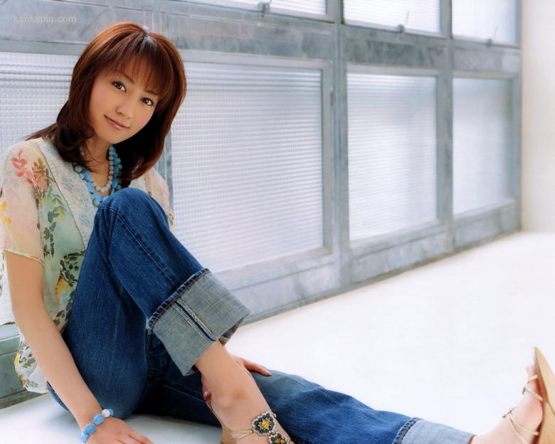 矢田亚希子 Akiko Yada