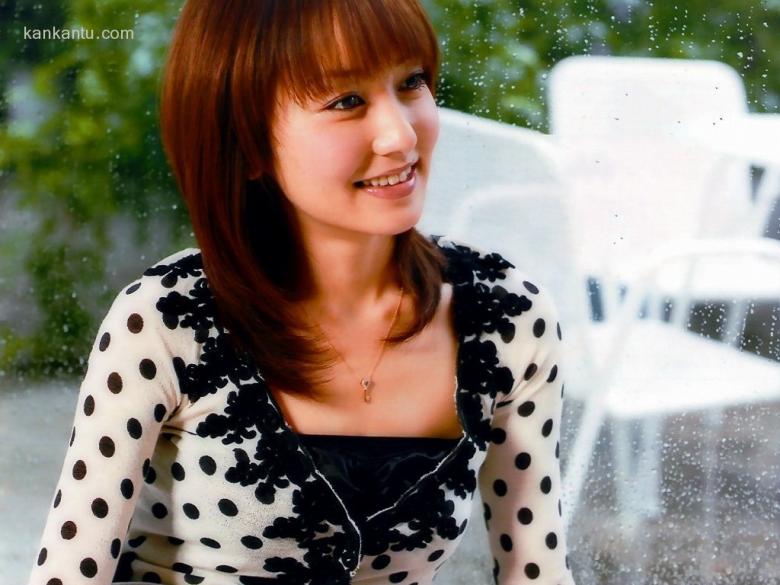矢田亚希子 Akiko Yada