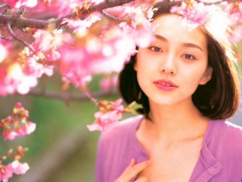 本上真奈美