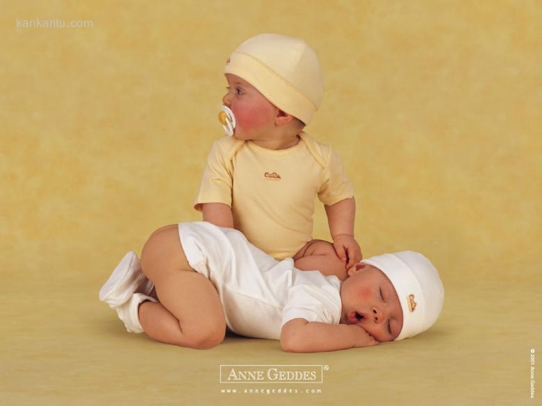 AnneBaby壁纸