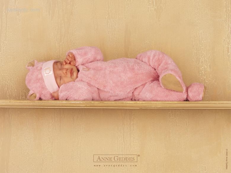 AnneBaby壁纸