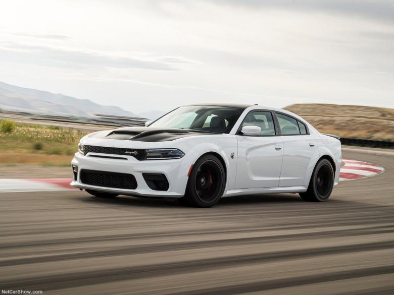 2021款道奇电动版SRT Hellcat Redeye