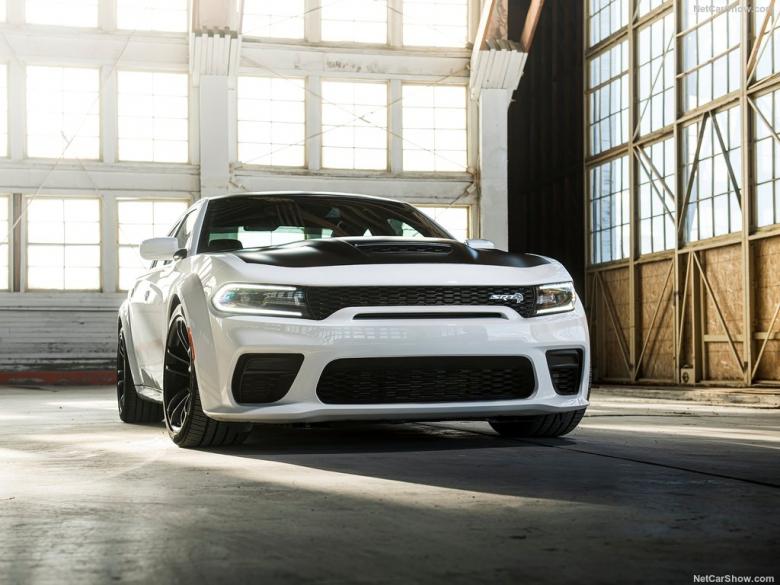 2021款道奇电动版SRT Hellcat Redeye