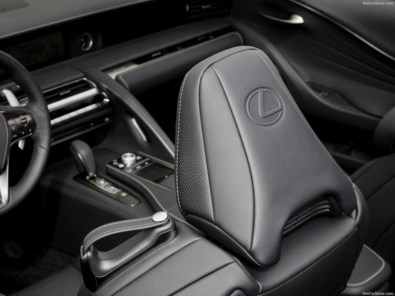 2021款雷克萨斯LC 500敞篷车