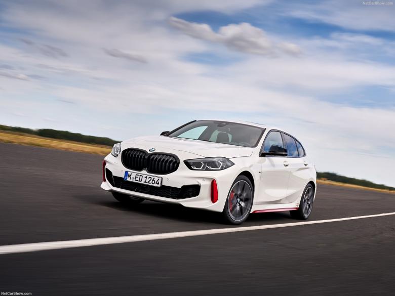 2021款BMW 128ti